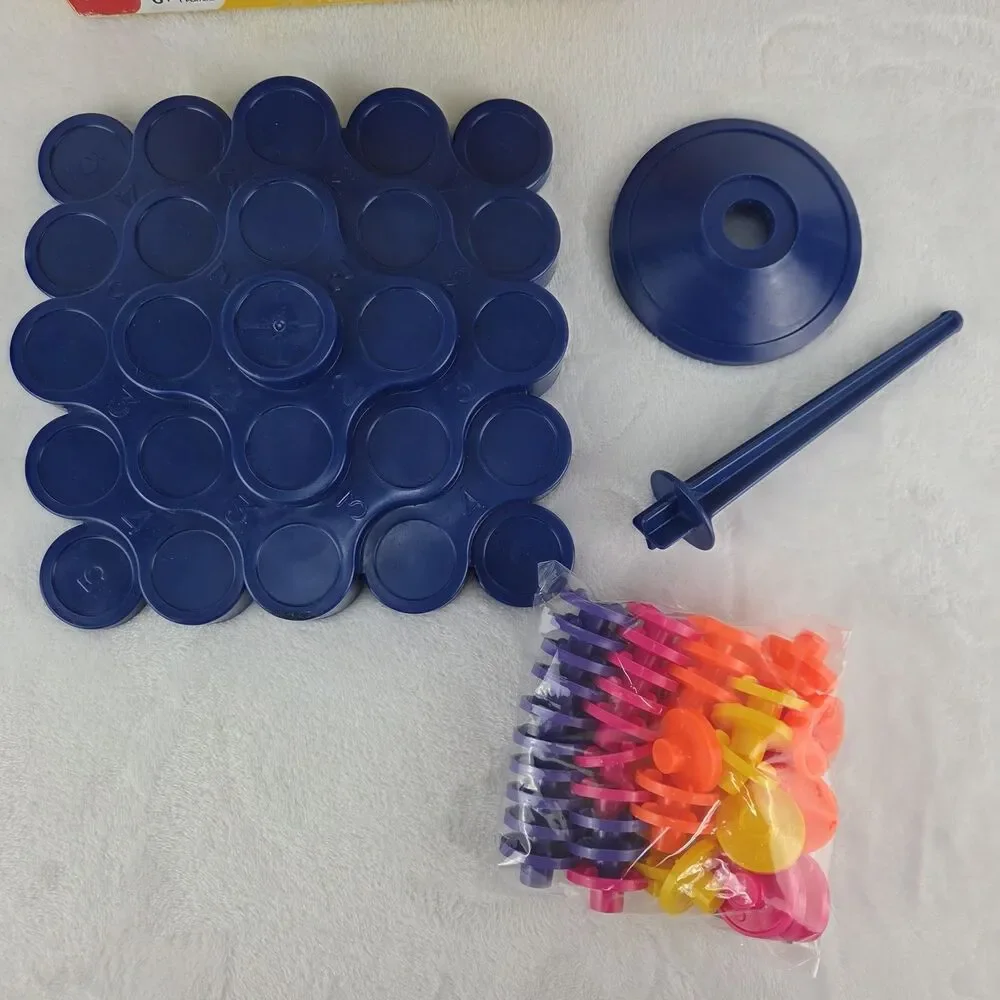 Pressman Topple Game 2009 Complete No Instructions Balance Stacking Game